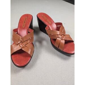 Bandolino Orange and Pink Sandals with Woven Straps